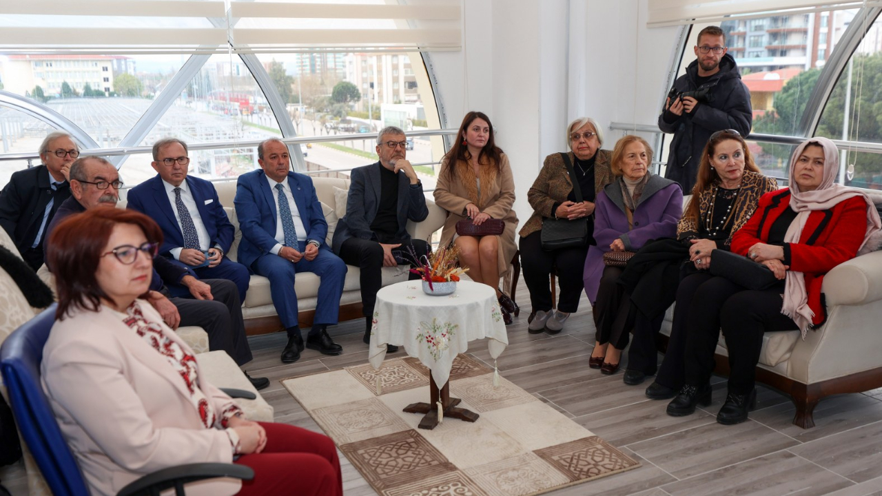 Yunusemre’de Alzheimer ve Demans Merkezi açıldı