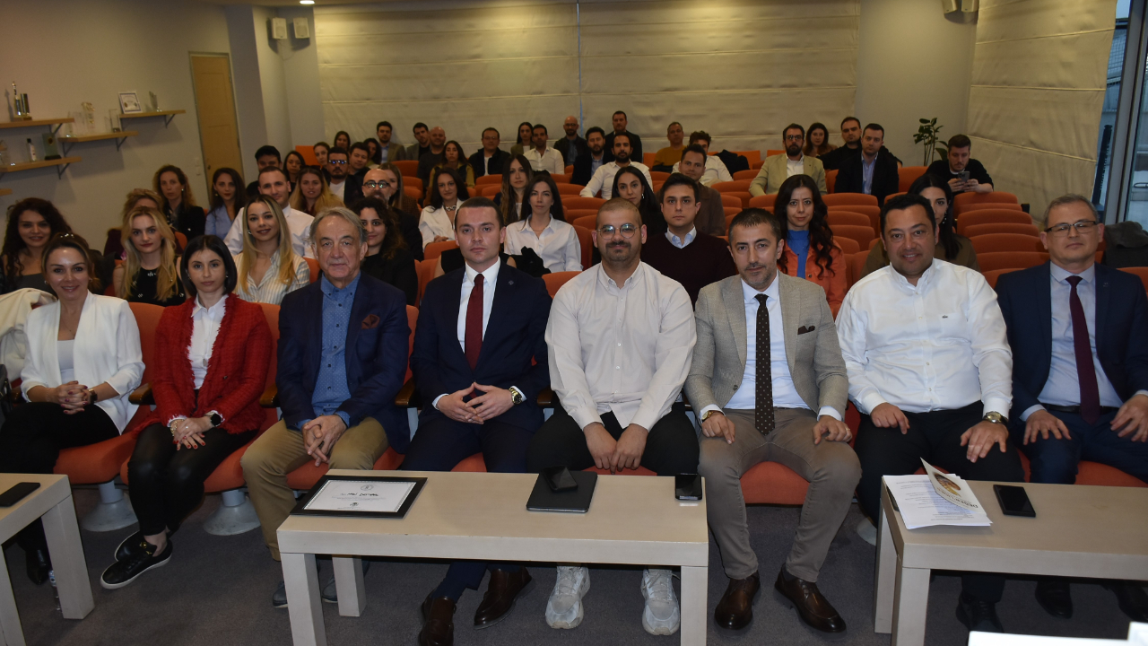 EGİAD, geleceğin liderlerini buluşturdu