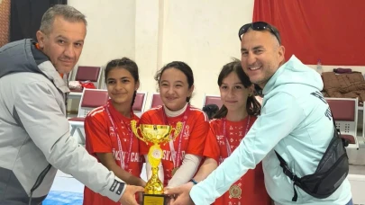 Salihlili öğrenciler, Floor Curling’de birinci oldu