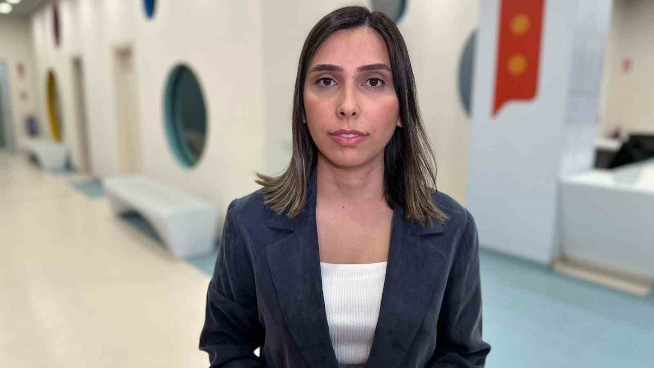 Sosyal medya gençleri esir alıyor: ''Gelişmeleri kaçırma korkusu ve özgüven krizi oranları artıyor''