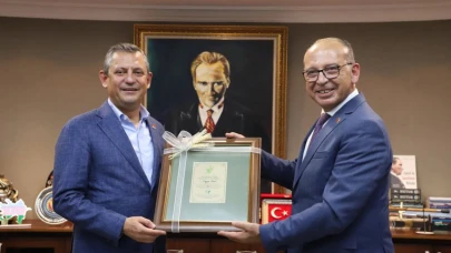 Akın'dan CHP Genel Başkanı Özel'e saldırıya tepki