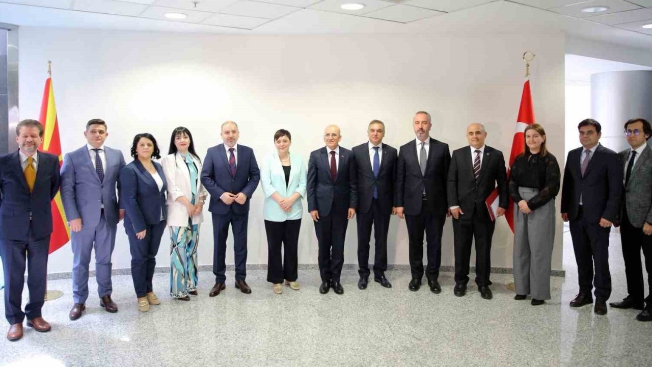 Bakan Şimşek, Kuzey Makedonya Maliye Bakanı Kochoska ile bir araya geldi