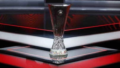 UEFA Avrupa Ligi’nde finalistler belli oluyor