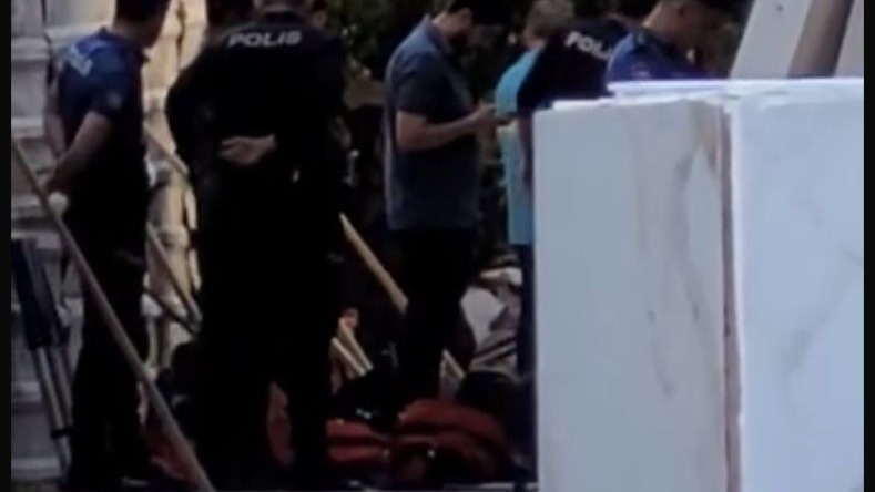 İzmir'de acı olay: Artezyen kuyusuna düşen hurdacı hayatını kaybetti!