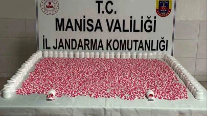Ormanlık alanda saklanan uyuşturucuları jandarma buldu