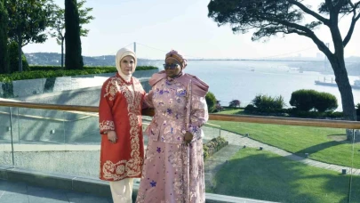 Emine Erdoğan, Esvatini Ana Kraliçesi Ntfombi Tfwala ile görüştü