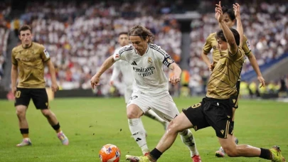 Ancelotti ve Modric, Real Madrid’e galibiyetle veda etti
