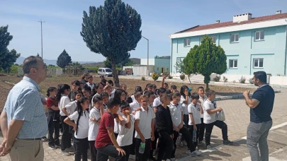 İlçede öğrenciler arıtma tesisinde suyun değerini yerinde öğrendi