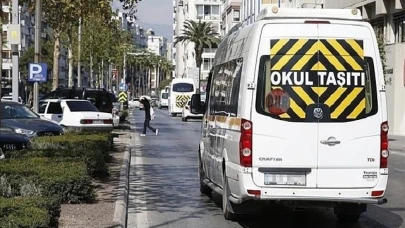 Okul servis araçlarında yaş sınırı 1 yıl daha devam ediyor