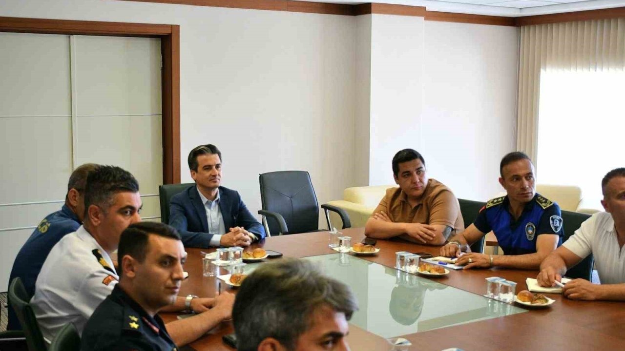 Dünya Motosurf Şampiyonası öncesi Çeşme’de koordinasyon toplantısı