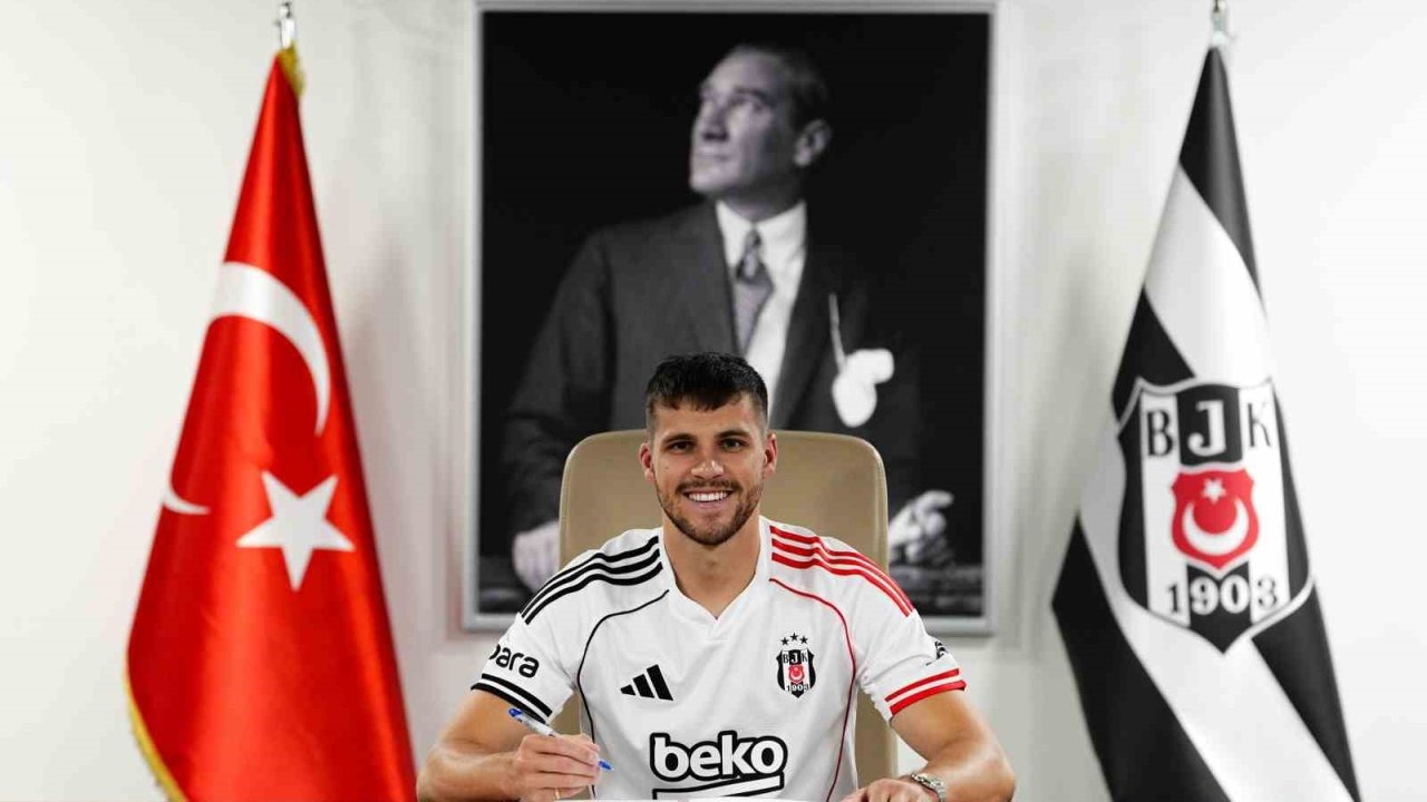 Beşiktaş, David Jurasek’i kadrosuna kattı