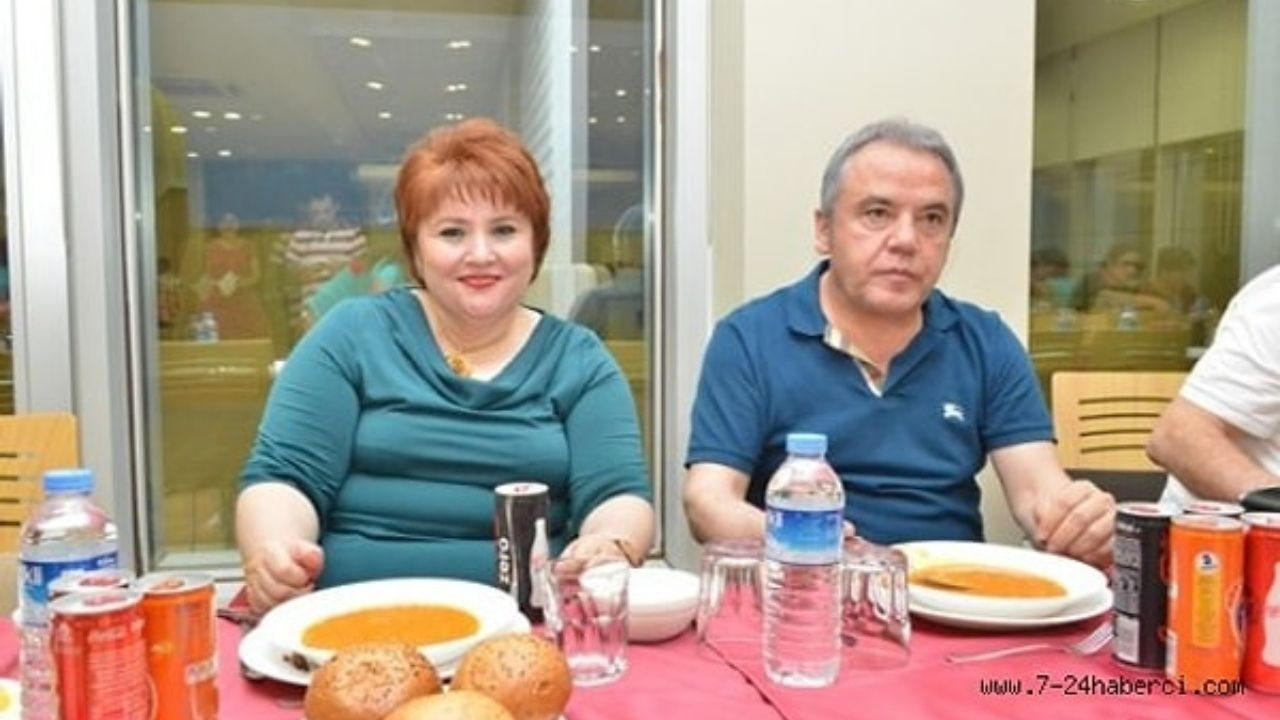 Muhittin Böcek’in eşi Havva Böcek kimdir? Ne iş yapıyor, kaç çocuğu var?