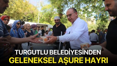 Turgutlu Belediyesinden Geleneksel Aşure Hayrı