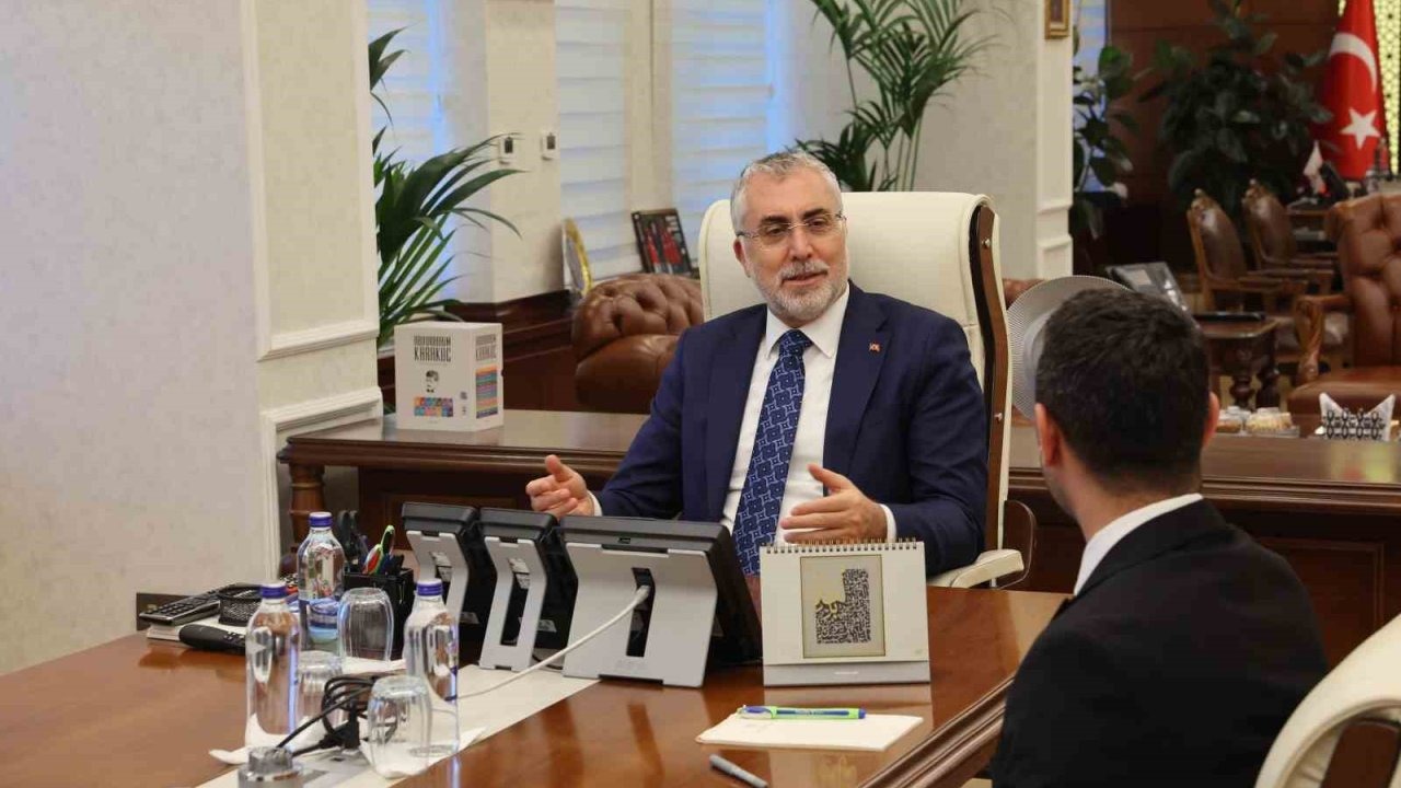 Bakan Işıkhan: "Kanser hastalarımızı yalnız bırakmadık, 5 yeni akıllı ilaç geri ödeme listesine alındı"