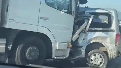 Tırla çarpışan otomobil sürücüsü hayatını kaybetti!