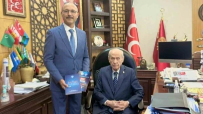 Türk Eğitim Sen  Genel Başkanı Talip Geylan, MHP Genel Başkanı Bahçeli’yi ziyaret etti