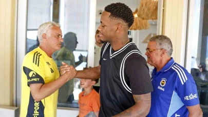 Fenerbahçeli Jhon Duran kampa katıldı
