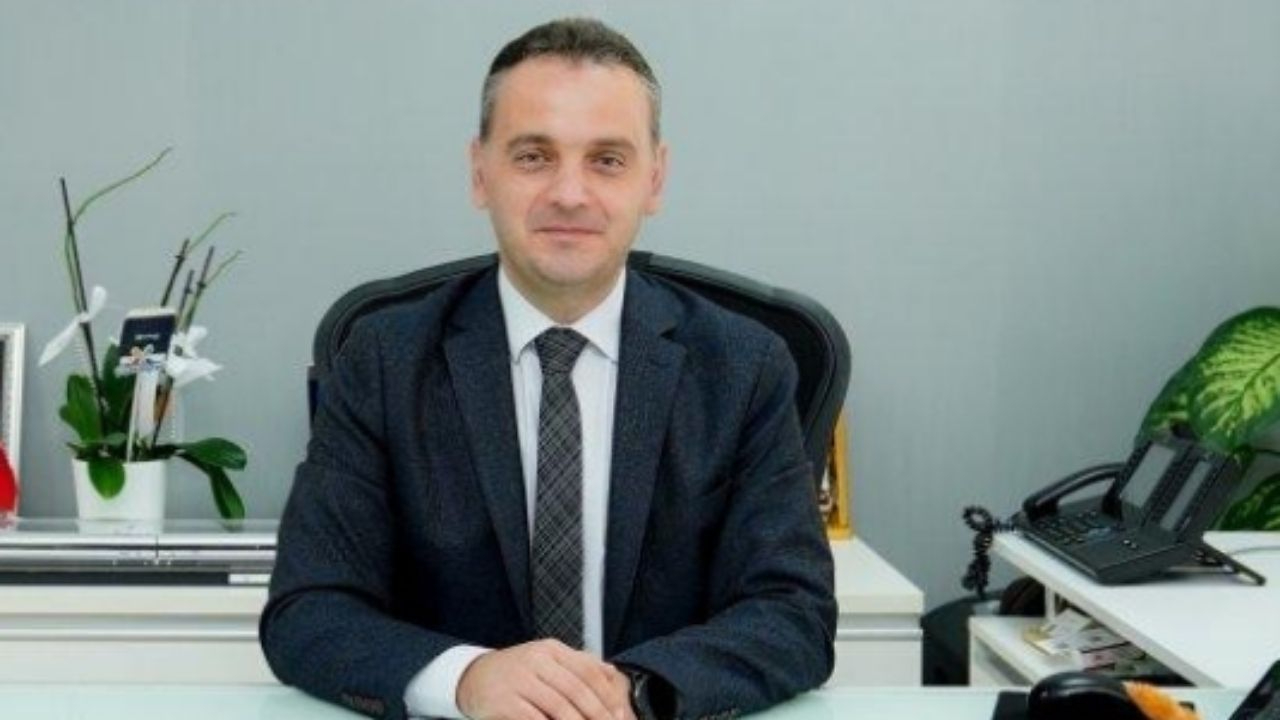 Özgür Türk kimdir, aslen nereli? MEB Bilgi İşlem Genel Müdürü neden görevden alındı?