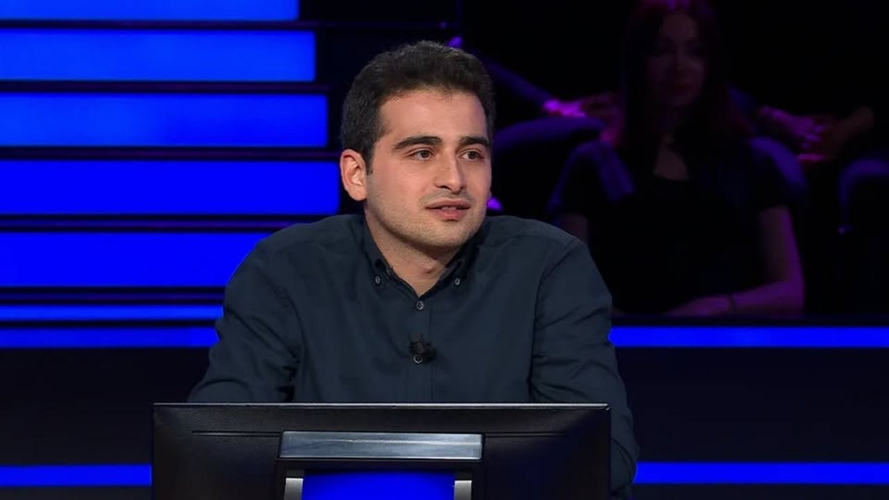 Hangisi TDK Güncel Türkçe Sözlük'te yer alan bir ifadedir?