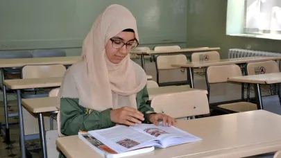 Gediz Anadolu Lisesi öğrencilerinden YKS’de tarihi başarı