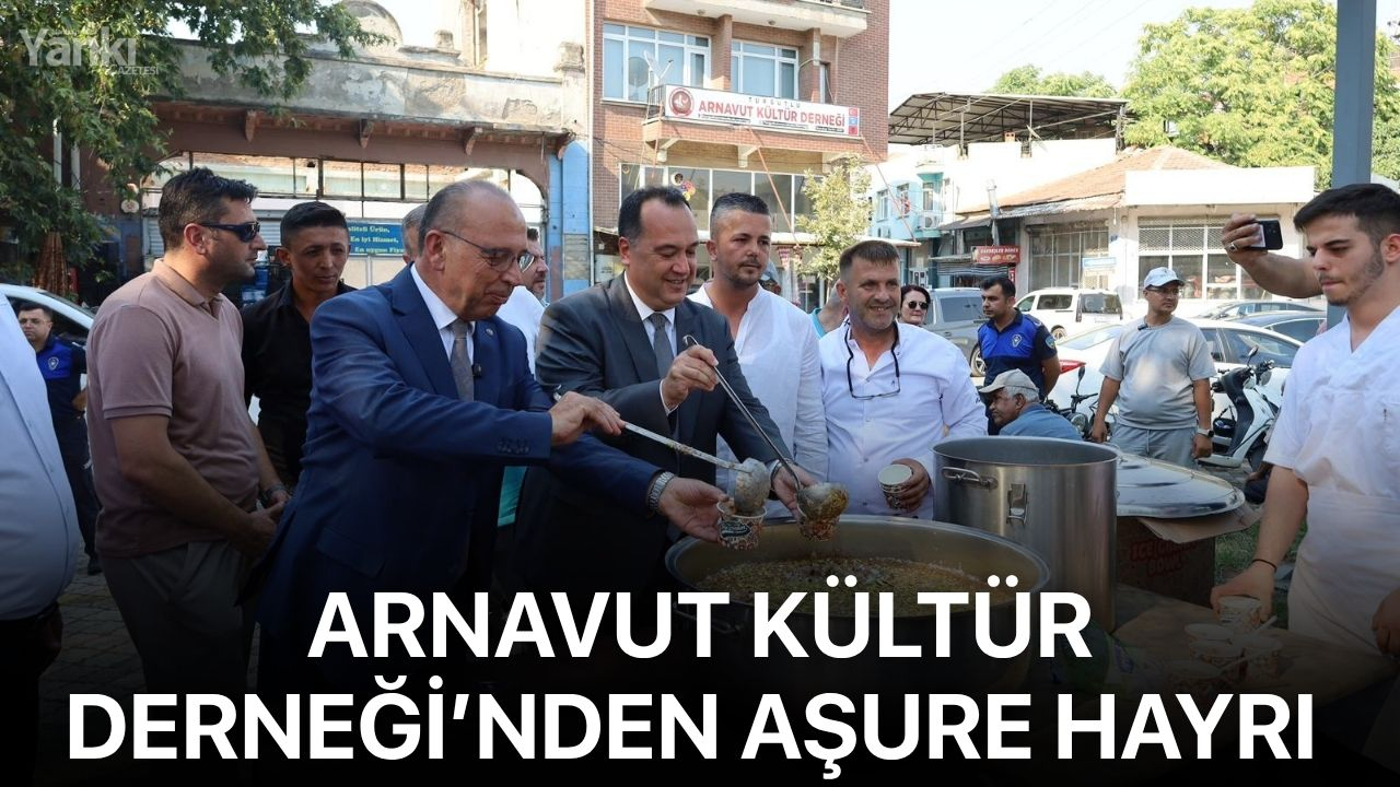 Arnavut Kültür Derneği’nden aşure hayrı