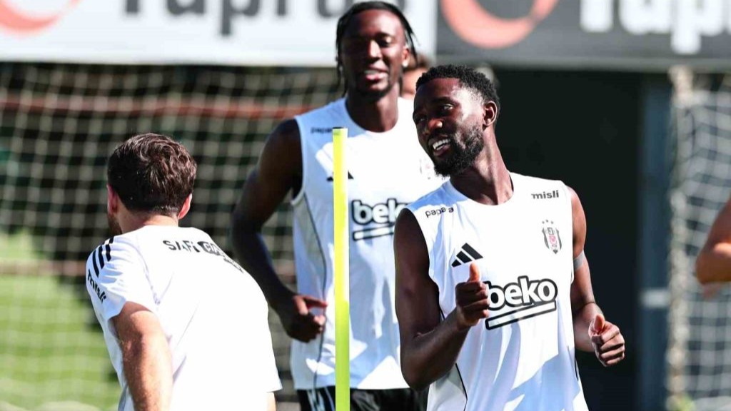 Beşiktaş, St. Patrick’s maçının hazırlıklarına devam etti