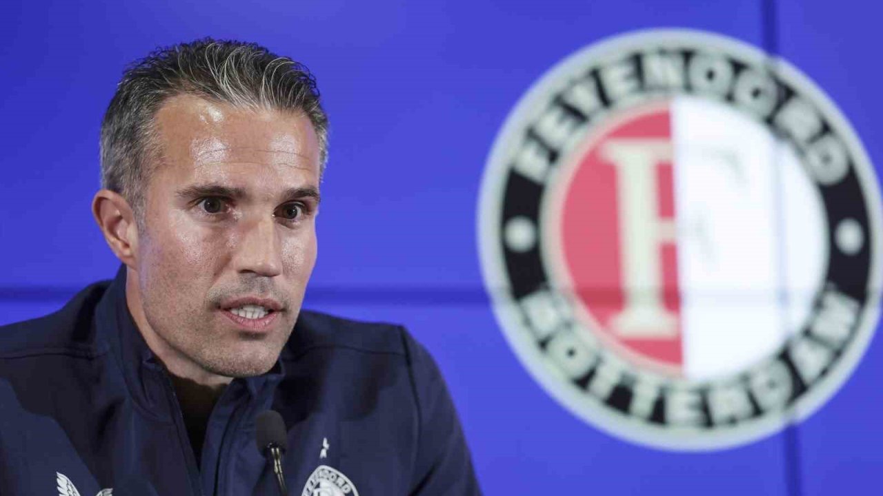 Robin van Persie: "İnandığımız oyunu devam ettireceğiz"