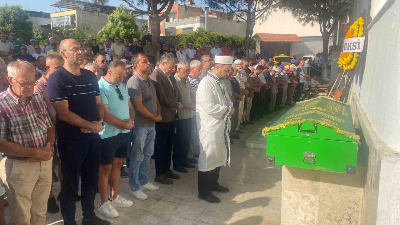 Bir taksi şoförü daha bıçaklı saldırıda hayatını kaybetmişti: Son yolculuğuna uğurlandı