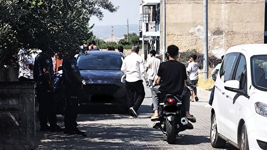 Turgutlu’da sokak ortasında silahlı kavga: 2 yaralı