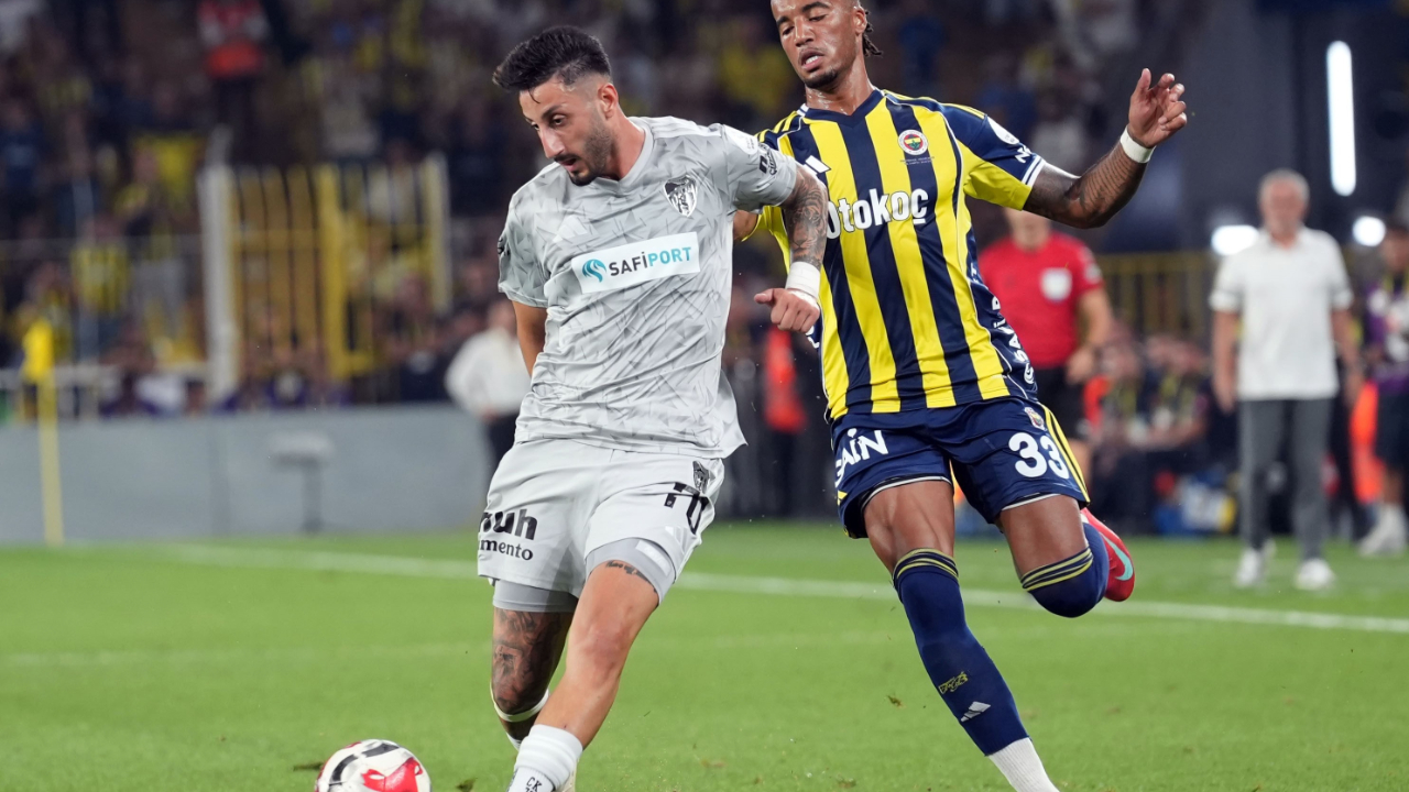 Fenerbahçe, Lig'de ilk galibiyetini aldı