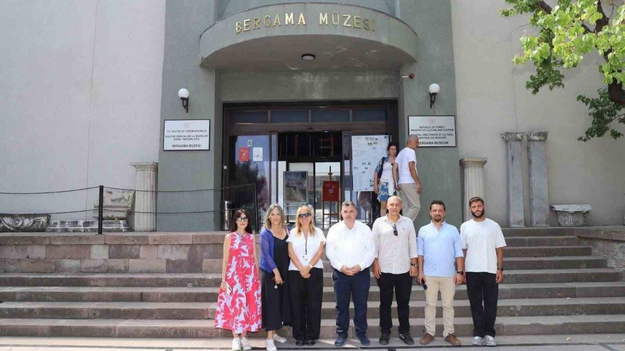 İzmir, UNESCO Dünya Mirası Gönüllüleri 2025 Kampanyasında Türkiye’yi temsil edecek