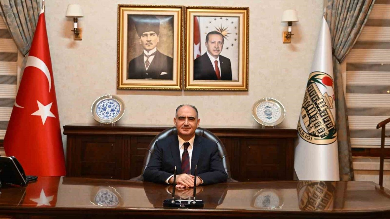 Vali Özkan: "Kahraman ecdadımızın emanetine sahip çıkıyoruz"