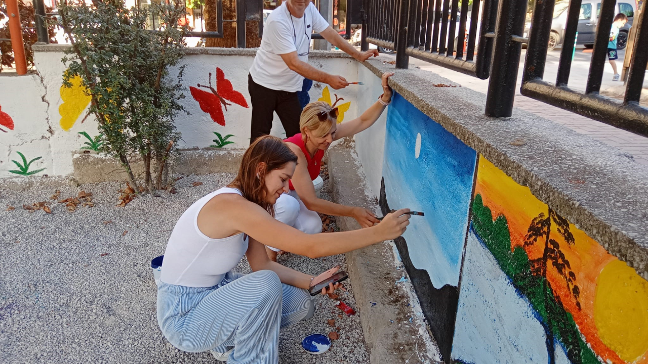 Manisa'da veli ve öğretmenlerden örnek dayanışma