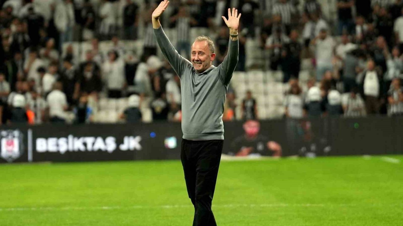 Sergen Yalçın, Dolmabahçe’ye galibiyetle döndü