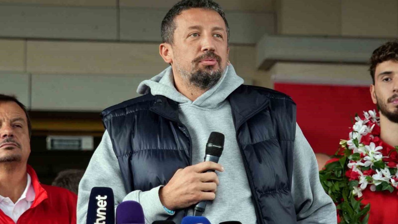 Hidayet Türkoğlu: "Artık hedefimiz altın madalyayı ülkemize getirmektir"