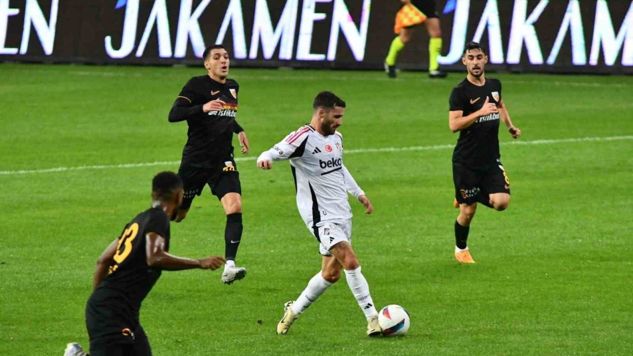 Beşiktaş, erteleme maçında Kayserispor’a konuk olacak
