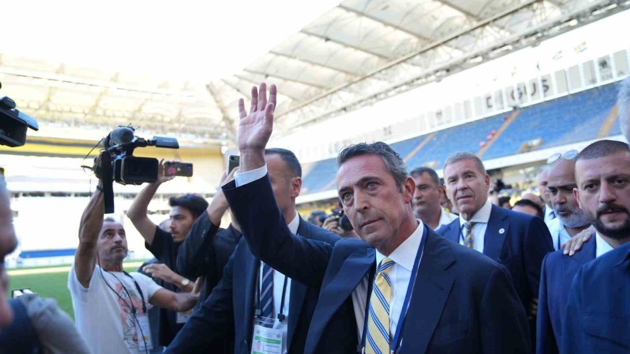 Ali Koç: "Bir nefer olarak her zaman Fenerbahçe’nin emrinde olacağım"