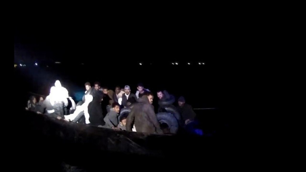 İzmir açıklarında can pazarı!