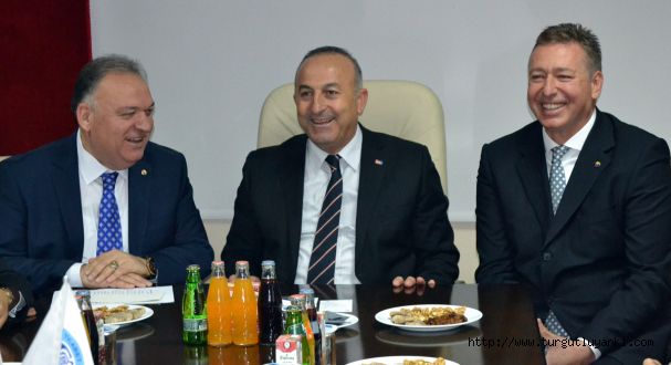 AB Bakanı ve Başmüzakereci Çavuşoğlu Turgutlu'da