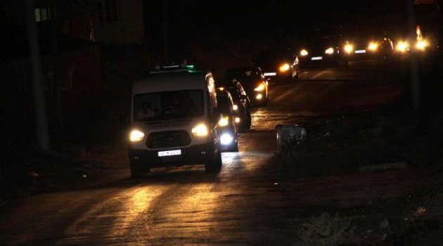 Ankara'da ölen 2 kişi Saruhanlı'da toprağa verildi