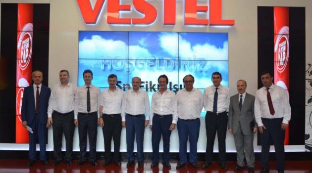 Bakan Işık: Teknoloji üreten ülke olmak için çalışıyoruz