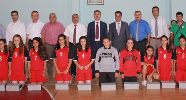 Başkan Şirin, eğitim kurumlarına verilen desteklerin devam edeceğini belirtti.
