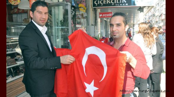 Bayraklar Turgutlu Belediyesinden