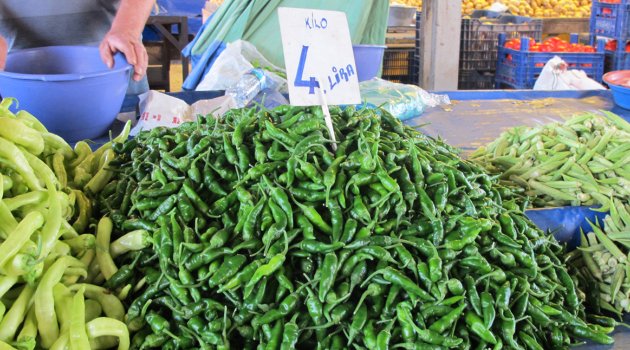Biberin fiyatı da acı 4 lira