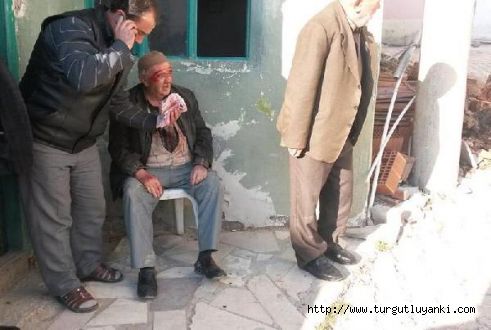 Camiye giderken otomobil çarptı