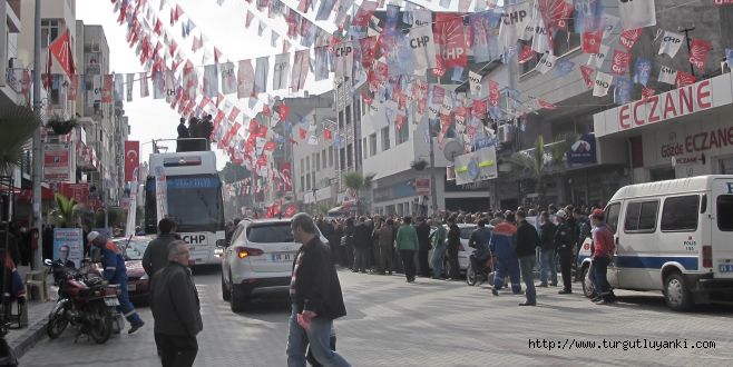 CHP Turgutlu’da gövde gösterisi yaptı