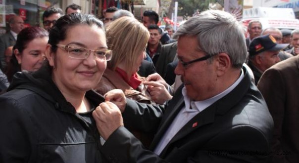 CHP'ye 713 yeni üye