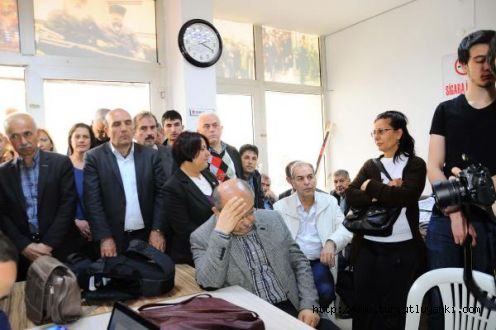 CHPde istifalar başladı