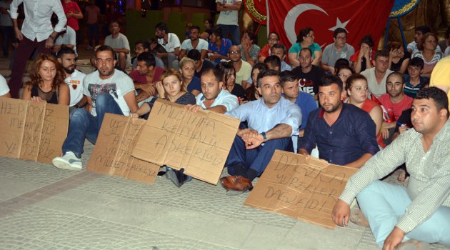 CHP'den 50.Yıl Alanı'nda oturma eylemi
