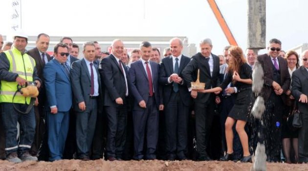 Çöp sorununu çözecek tesisin temeli atıldı